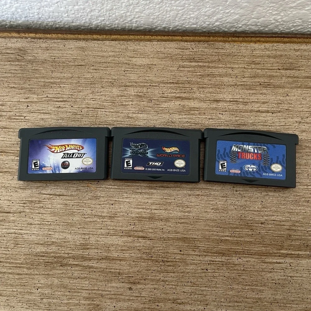 Hot Wheels: Velocity X World Race (Nintendo Game Boy Advance,‎ 2002) Bundle Deal